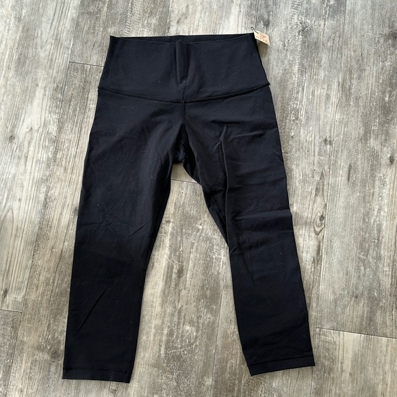 LULULEMON HI RISE/FOLD DOWN WUNDER UNDER CROP - Picture 1 of 7